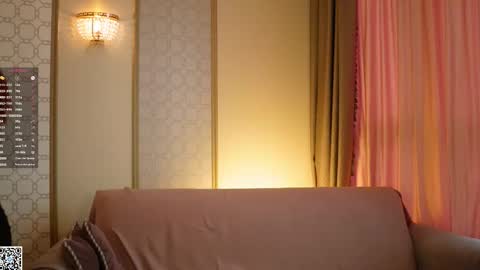 Jane online show from 10-17-25, 07:44