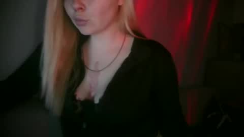 Snapshot of kit_katiki1 chatting on 01-31-26, 11:47 kit katiki1 online show from 01-31-26, 11:47