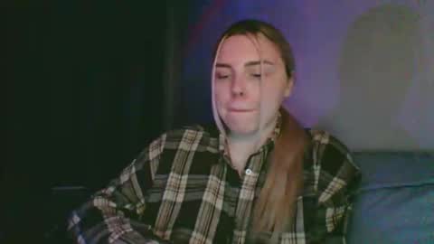 Snapshot of kit_katiki1 chatting on 02-11-26, 03:22 kit katiki1 online show from 02-11-26, 03:22