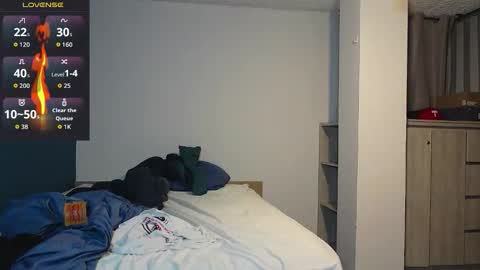 kite__ online show from 10-27-25, 03:43