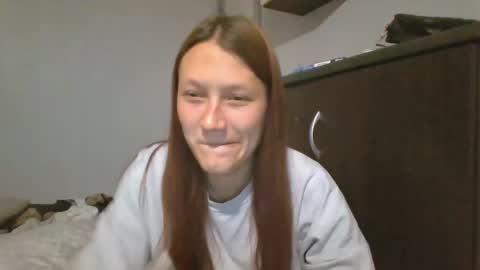 Snapshot of kiti_kitiss chatting on 09-27-25, 04:45 kiti_kitiss online show from 09-27-25, 04:45