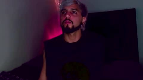 Snapshot of kitsuneshadow22 chatting on 09-14-25, 02:11 Alejandro online show from 09-14-25, 02:11