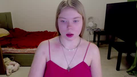Jennyblonde and Emmabrunette online show from 02-03-25, 11:47