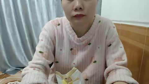 kitti_baby2x online show from 12-21-25, 02:08