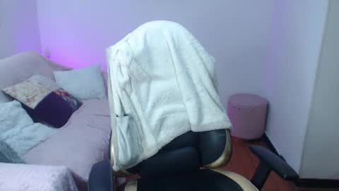 Snapshot of kittie_nala chatting on 01-10-26, 02:35 kittie_nala online show from 01-10-26, 02:35