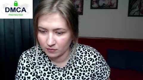 Snapshot of kitty_969 chatting on 10-21-25, 10:27 Adele online show from 10-21-25, 10:27