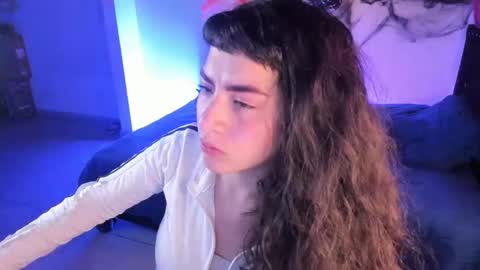 Snapshot of kitty__chs chatting on 11-04-25, 08:52 kitty__chs online show from 11-04-25, 08:52