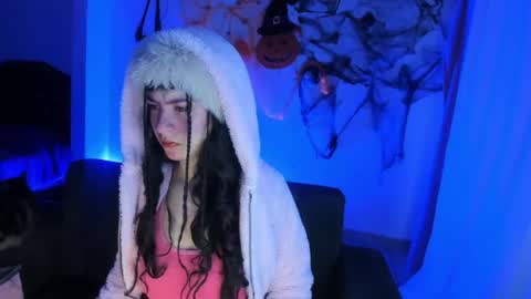 Snapshot of kitty__chs chatting on 11-17-25, 11:27 kitty__chs online show from 11-17-25, 11:27