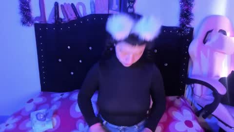 Snapshot of kitty__chs chatting on 02-08-26, 01:36 kitty__chs online show from 02-08-26, 01:36