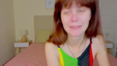 Snapshot of kitty_ange1l chatting on 10-18-25, 05:32 kitty_ange1l online show from 10-18-25, 05:32