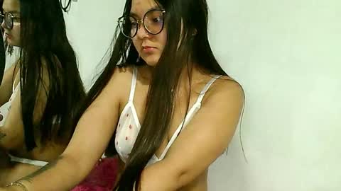 Snapshot of kitty_g3 chatting on 12-02-25, 03:34 kitty_g3 online show from 12-02-25, 03:34