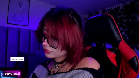 Camila online show from 12-16-25, 02:38