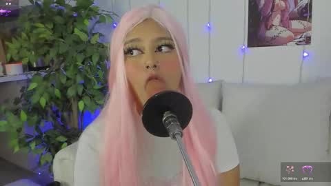 Snapshot of kitty_kath1 chatting on 10-23-25, 09:30 kath online show from 10-23-25, 09:30