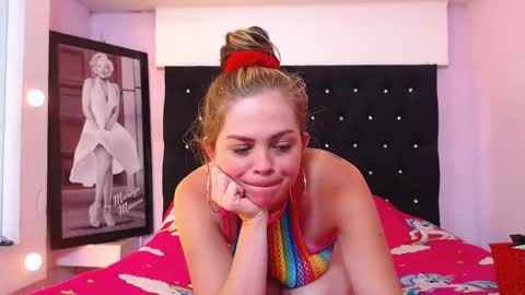 Snapshot of kittybonx chatting on 11-24-25, 03:12 paola online show from 11-24-25, 03:12