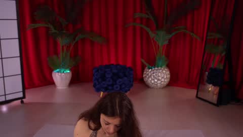 Snapshot of kittycaitlin chatting on 10-10-25, 05:45 Katya online show from 10-10-25, 05:45