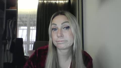 kittycat5305 online show from 12-02-25, 11:15