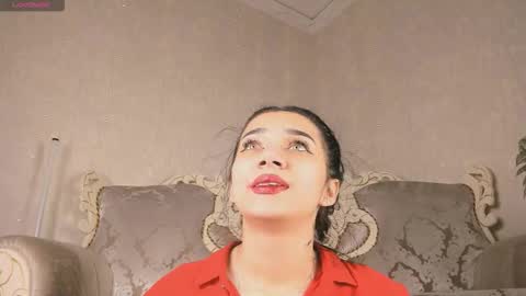 Mia online show from 12-16-25, 10:26