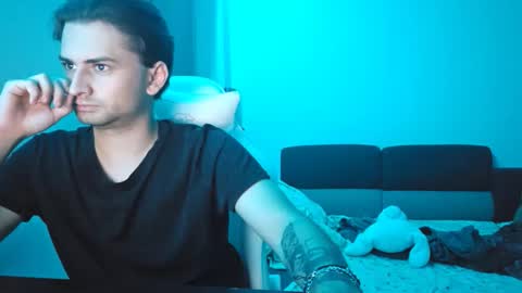 Eliz online show from 11-21-25, 10:41