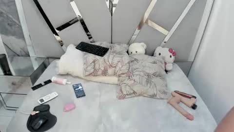 kittyhtx online show from 09-30-25, 05:12