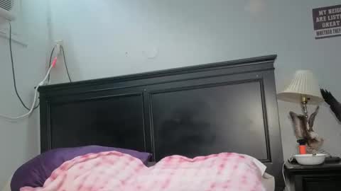 Snapshot of kittykat_1999 chatting on 02-26-26, 05:23 kittykat 1999 online show from 02-26-26, 05:23