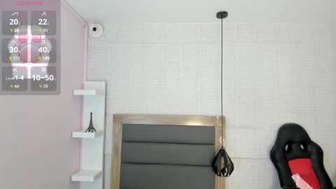  K I T T  Y  online show from 01-14-26, 11:53