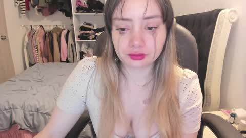 kittywantslove23 online show from 12-14-25, 09:08