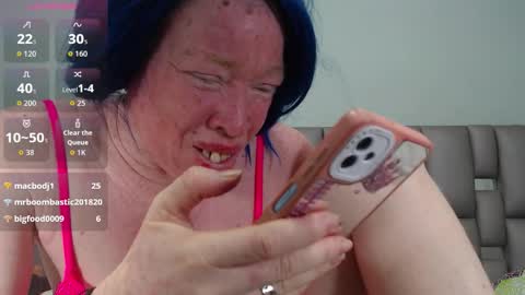 kittywhiteass online show from 10-16-25, 04:35