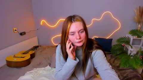 Snapshot of kittyy_rinna chatting on 10-16-25, 02:01 Rina online show from 10-16-25, 02:01