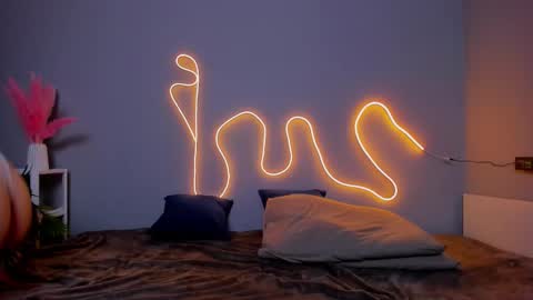 Snapshot of kittyy_rinna chatting on 11-05-25, 02:00 Rina online show from 11-05-25, 02:00