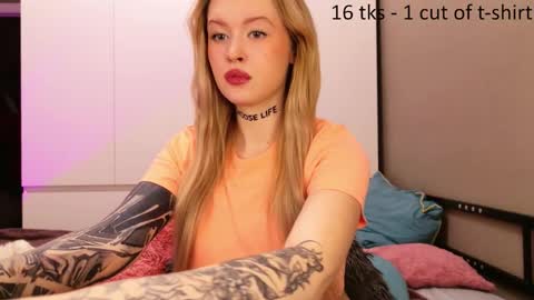 kittyyskate online show from 12-17-25, 11:11
