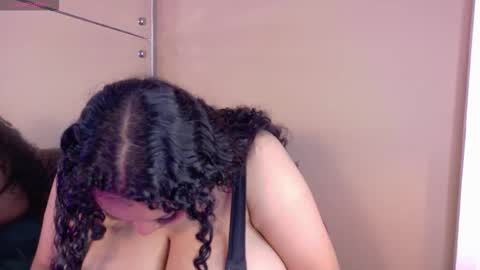 Kitty Hill online show from 02-23-26, 05:27