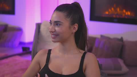 Snapshot of kity_sweet chatting on 01-17-25, 02:18 Erika online show from 01-17-25, 02:18