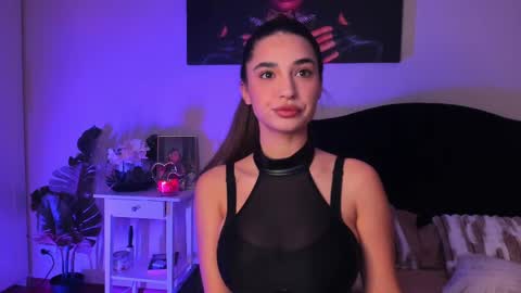 Snapshot of kity_sweet chatting on 02-13-25, 05:01 Erika online show from 02-13-25, 05:01