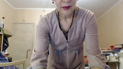 KiuminBerry online show from 12-25-24, 02:02