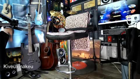 kiveuxmakeu online show from 04-07-26, 03:01