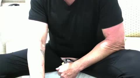 Snapshot of kiwikink33 chatting on 02-23-25, 02:46 kiwikink33 online show from 02-23-25, 02:46