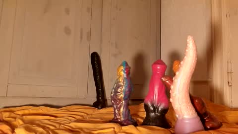 Snapshot of klamstrakur1 chatting on 10-29-25, 02:41 klamstrakur1 online show from 10-29-25, 02:41