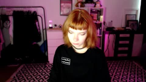 Klares online show from 09-10-25, 01:55