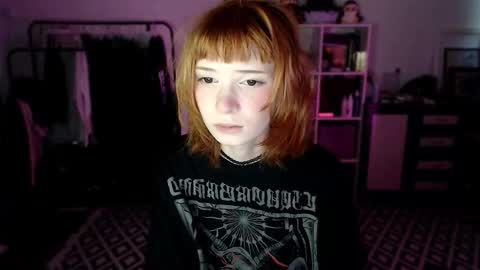Klares online show from 09-17-25, 01:02