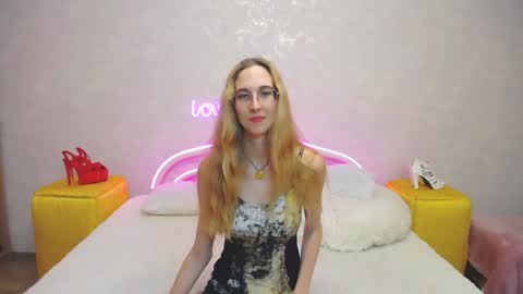Klary online show from 01-26-25, 04:30