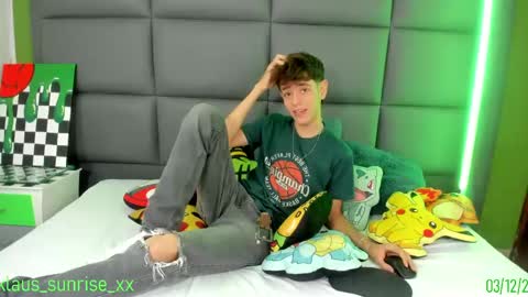 Snapshot of klaus_sunrise_xx chatting on 12-04-24, 07:28 KLAUS online show from 12-04-24, 07:28