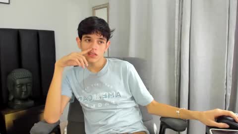 Snapshot of klaus_sunrise_xx chatting on 02-28-25, 06:10 KLAUS online show from 02-28-25, 06:10