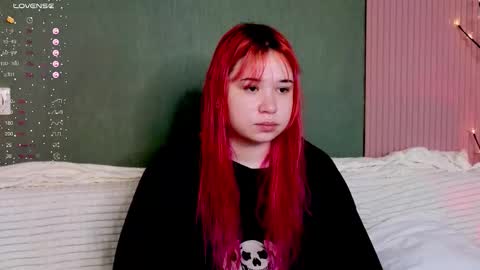 Klee online show from 11-19-25, 04:34