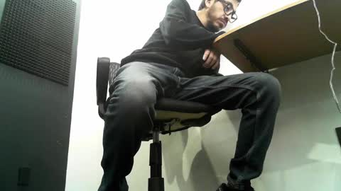 Jeremyz online show from 12-26-24, 07:05