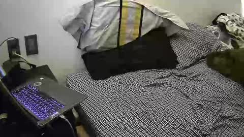 Jeremyz online show from 02-01-25, 01:41