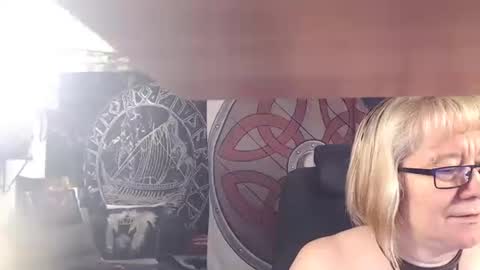 Michelle online show from 02-14-25, 05:25