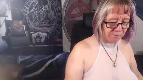 Michelle online show from 10-15-25, 07:08