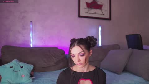 Snapshot of kleofox chatting on 10-23-25, 10:58 Alice online show from 10-23-25, 10:58