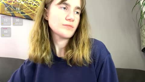 Snapshot of kleya___ chatting on 10-18-25, 09:04 Kleya online show from 10-18-25, 09:04