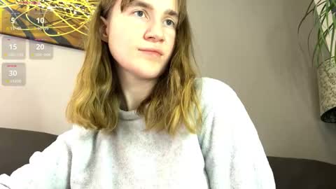 Snapshot of kleya___ chatting on 10-22-25, 08:19 Kleya online show from 10-22-25, 08:19